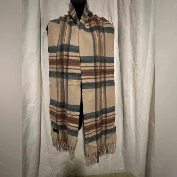 Blarney 100% Lambs Wool Scarf Made In Ireland - Picture 4 of 4